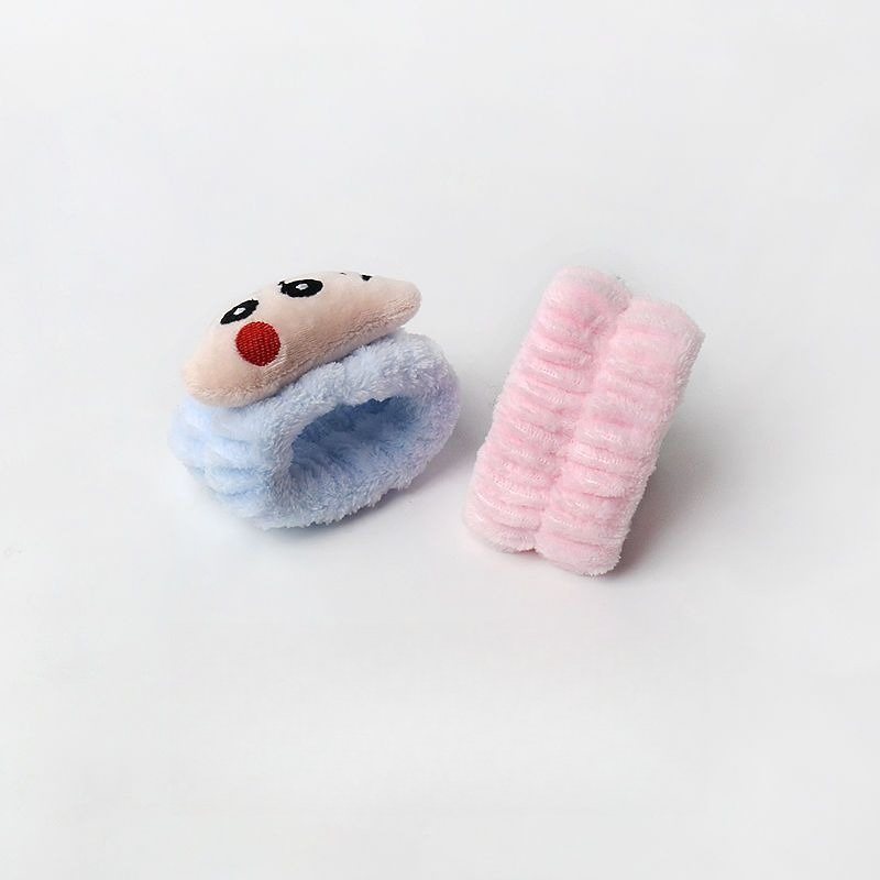 Crayon Shin-chan Shiro Buribur - Wrist Wraps review and price